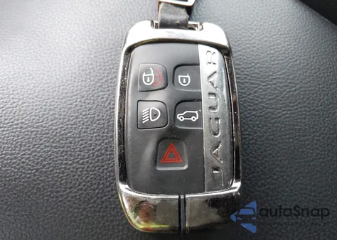 2018 Jaguar F-Pace 30T Premium из США, поврежденный, VIN SADCJ2GX8JA235139